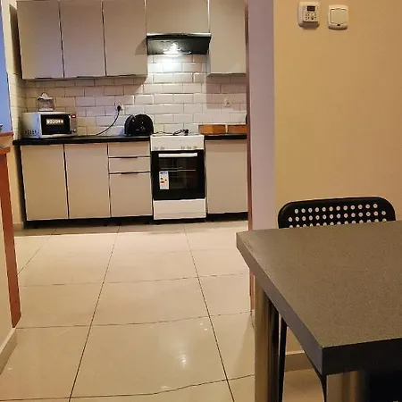 Krasnowolska Airport * 华沙