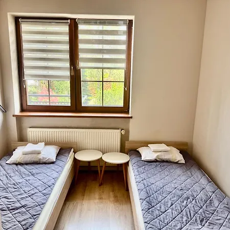 Krasnowolska Airport * 华沙