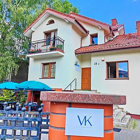 Krasnowolska Airport ホステル