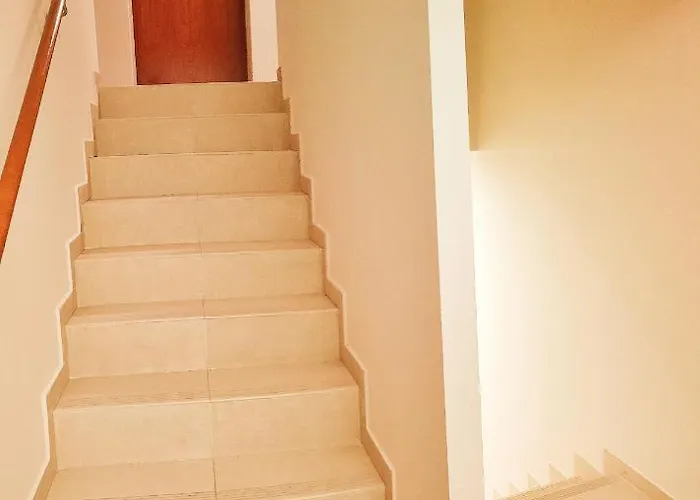 Krasnowolska Airport - Self Check-in Hostel