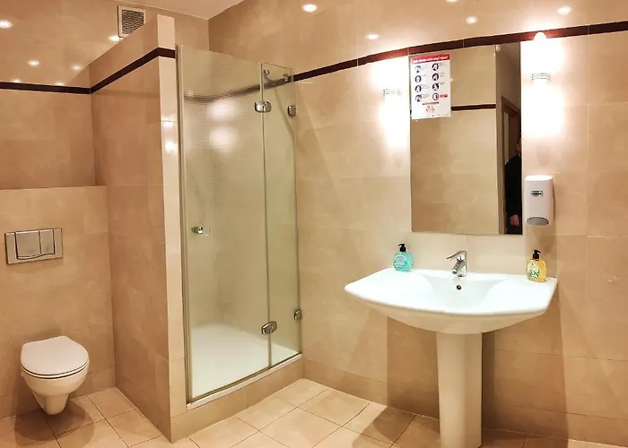 Hostel Krasnowolska Airport - Self Check-in *