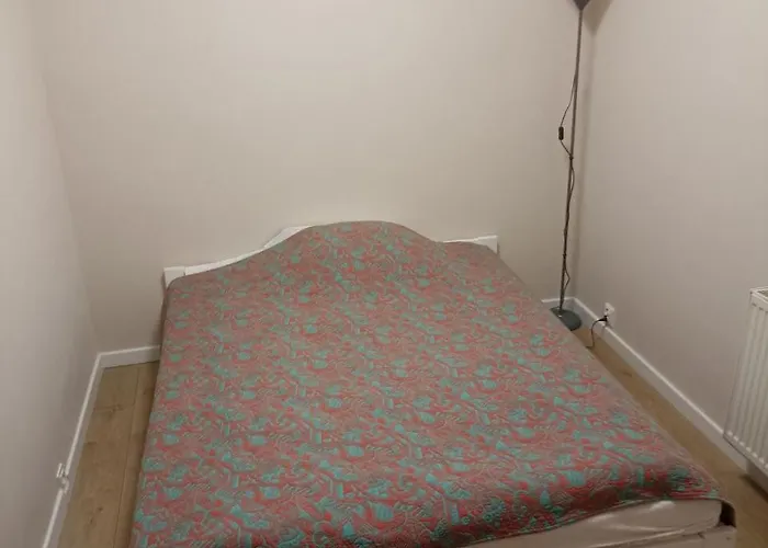 Hostel Krasnowolska Airport - Self Check-in