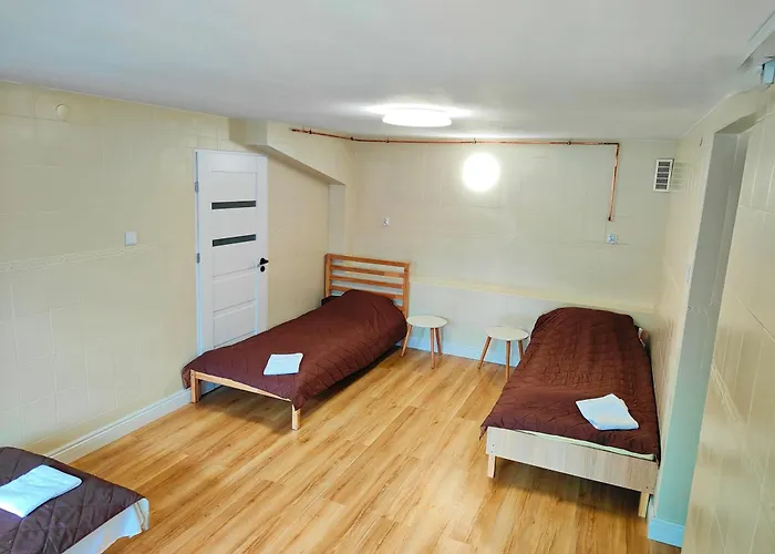 Krasnowolska Airport - Self Check-in Hostel Warsaw