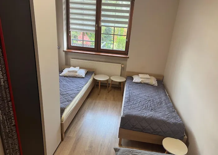 Krasnowolska Airport - Self Check-in Hostel Warsaw