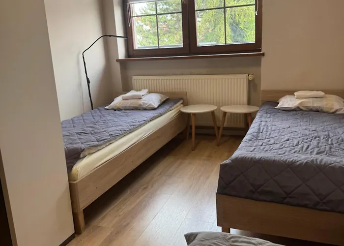 Krasnowolska Airport - Self Check-in Hostel