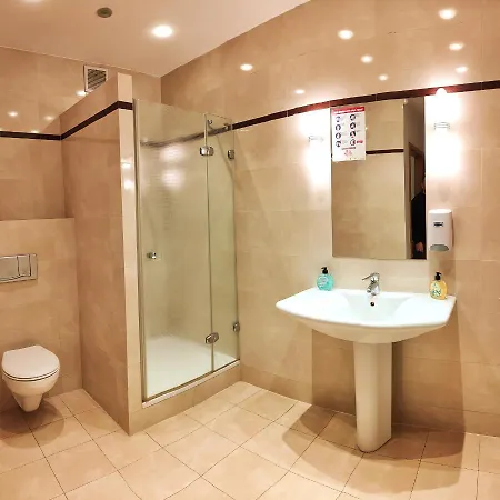 Hostel Krasnowolska Airport *