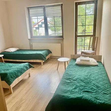 Hostel Krasnowolska Airport *